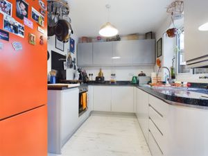 Kitchen- click for photo gallery